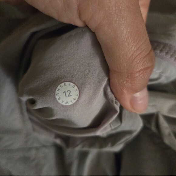 Lululemon Flip It & Reverse It Jacket Smoky Blush / Smoky Blush Size 12 - Picture 15 of 15
